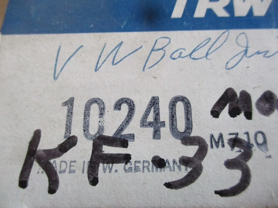TRW 10240 junta esférica inferior 1965-77 Volkswagen VW Beetle Karmen Ghia - Imagem 2 de 2