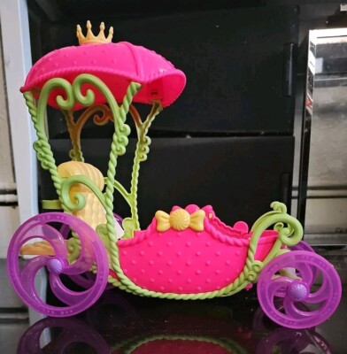Barbie Dreamtopia Sweetville Kingdom Kutsche RAR Pink Cart Buggy 2016