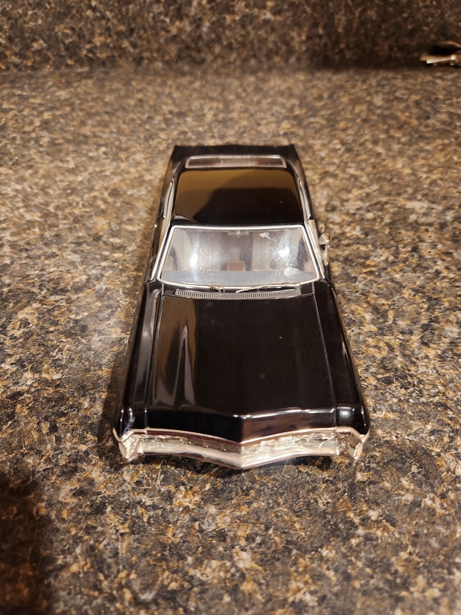 JADA 1/24 DUB CITY BLACK 1967 CHEVY IMPALA SS USED *ISSUE