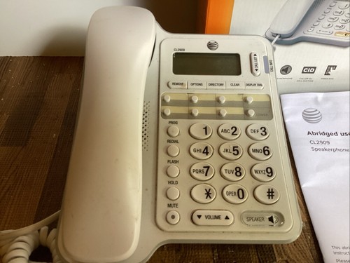 AT&T Corded Phone with Speakerphone and Caller ID/Call Waiting White CL2909 - 第 2/5 張圖片