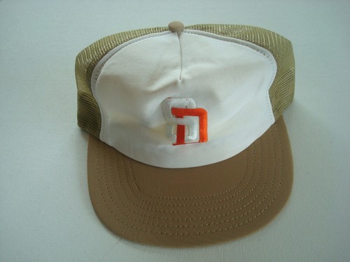 SAN DIEGO PADRES  TRUCKER 80S 90S SNAPBACK HAT CAP VINTAGE S2