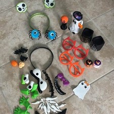 BUNDLE of Halloween Accessory and Decor Bundle