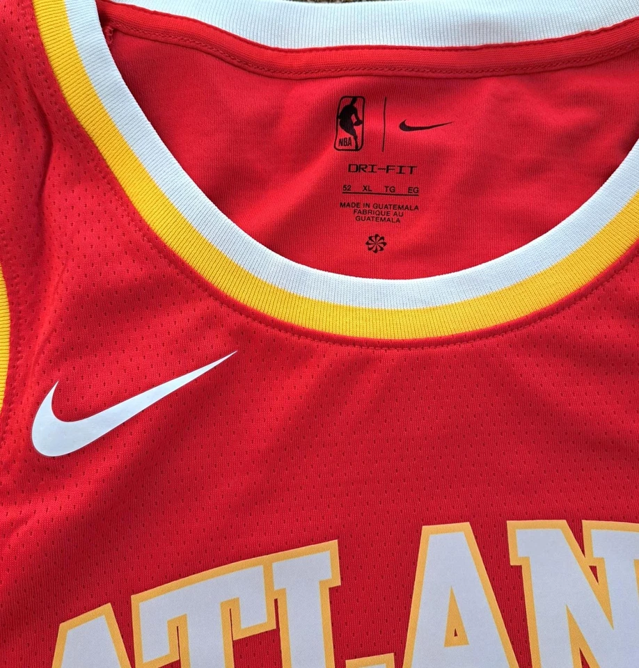 NBA & NFL AUTO JERSEY TRAE YOUNG/ PENNY HARDAWAY/ODEL/ LARGENT 4 JERSEYS - Image 4 of 4