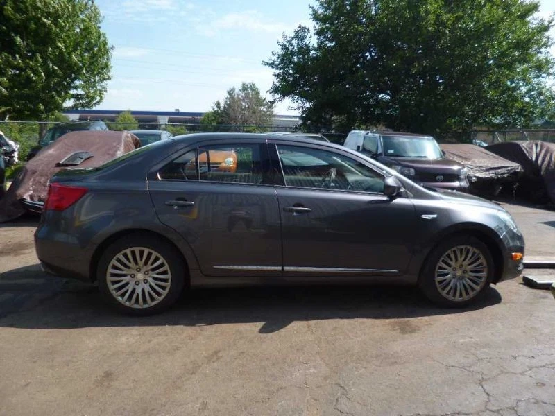 2010-2013 Suzuki Kizashi conductor delantero izquierdo nudillo 2011 2012 10 11 12 13 Foto 3 de 4