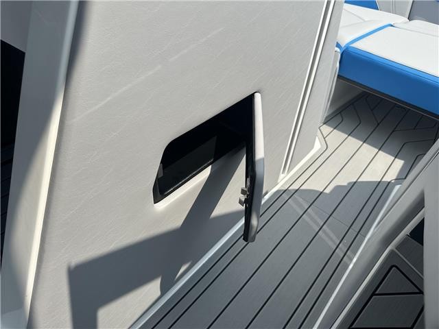 2025 Nautique G23  Masters Blue Metal Flake