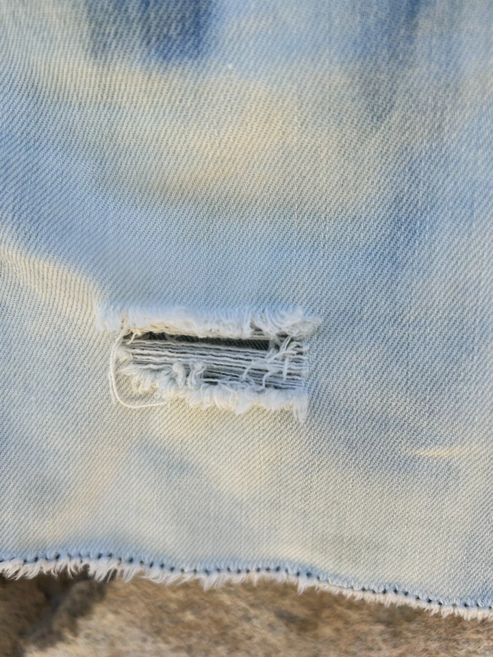 Minifalda vaquera WILLIAM RAST S 26 lavado claro excelente envejecida Foto 3 de 4