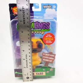 WowWee Fingerlings Grimlings Junk Yard From Grin to Grim Dog Sealed Box