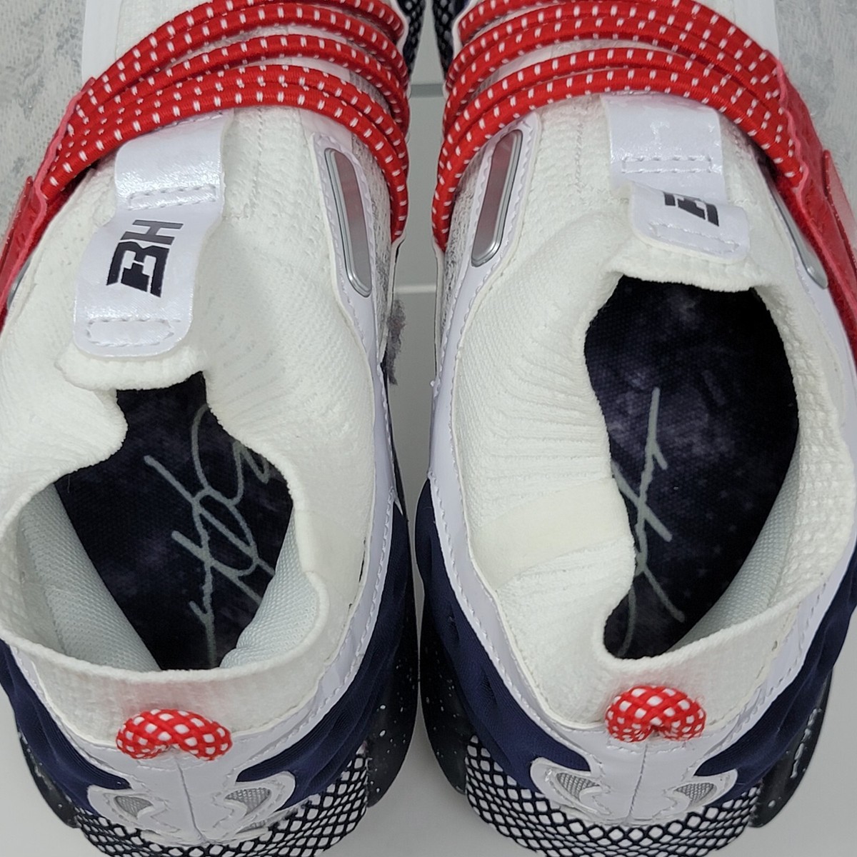 Under Armour Harper 8 Low USA ST Baseball White Navy 3026590 100 Men Sz 6.5 New Under Armour Harper 8 Low USA ST Baseball White Navy 3026590  main image 2