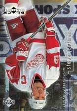 1998-99 Upper Deck Black Diamond #30 Steve Yzerman
