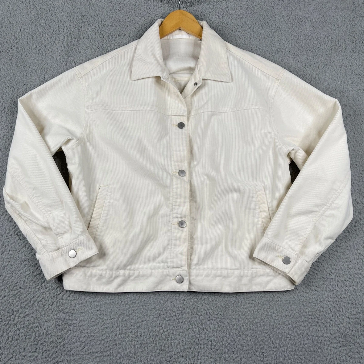 Jaket sales corduroy uniqlo
