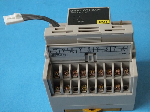 OMRON GT1-DA04 (GT1-DAO4 GT1-DA04CST GT1-DAO4CST) Analog unit ( Japan ) - Picture 6 of 9