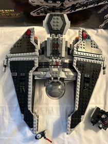 LEGO Star Wars: Sith Fury-Class Interceptor (9500)