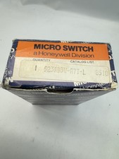 NEW HONEYWELL MICROSWITCH 9123RB3W-R7T-L PROXIMITY SWITCH 9123RB3WR7TL