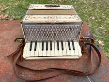 Vintage HOHNER STUDENT Accordion with Keyboard and Buttons