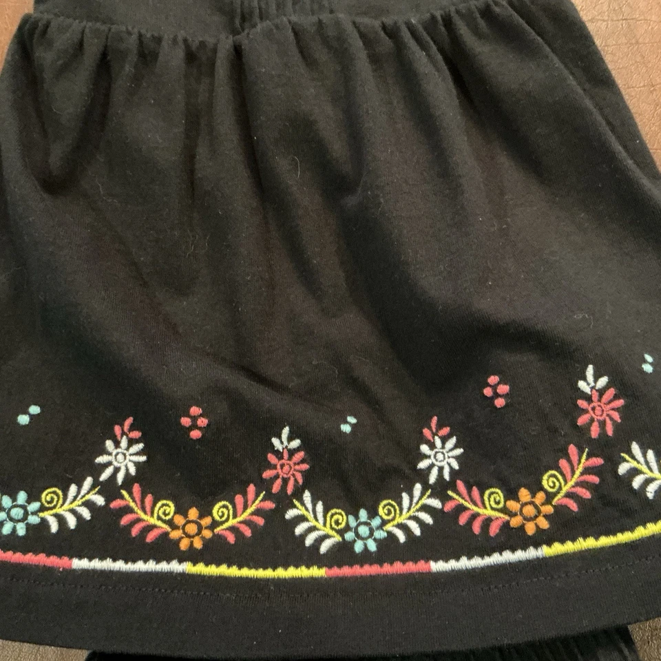 Old Navy Infant 3-6 Mos. Vestido negro bordado con Bloomers Holidays clásico Foto 2 de 4