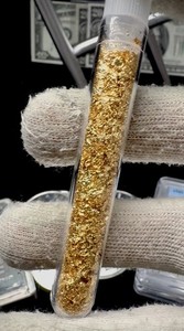 Gold Leaf & Flakes in Clear Vial - 3ml. Comps up to $85, great resell value