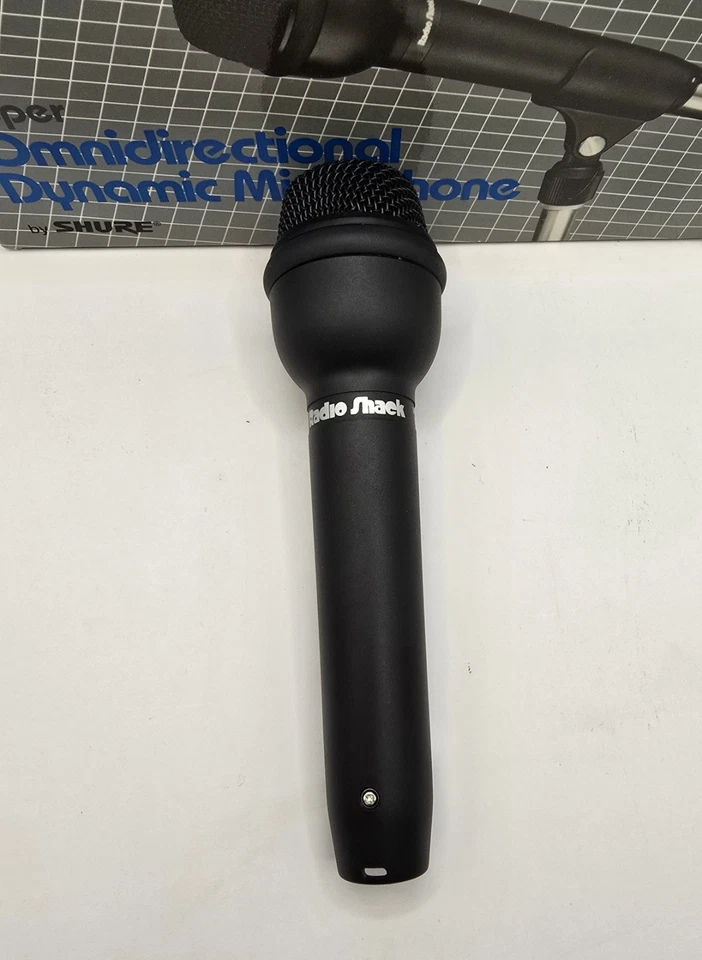 Vintage Radio Shack Onmidirectional Dynamic Microphone W/ Case & Box 33-1070c - Image 3 of 3