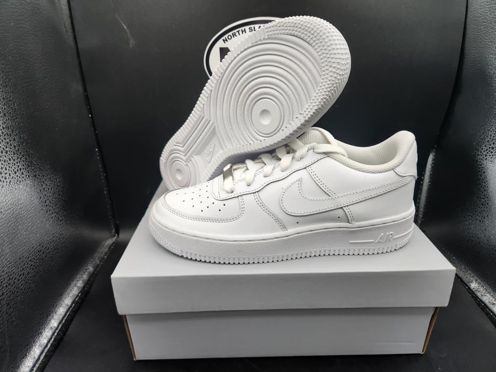 NIKE AIR FORCE 1 LOW 07 FV5951111 WHITE (GS) SIZE 6Y