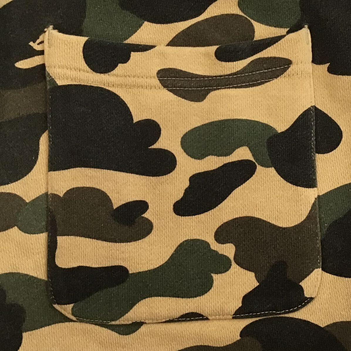 BAPE 1st camo yellow shark sweat pants A Bathing Ape Size M