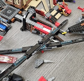 Lego Set Lot of 10+ Sets Star Wars Combat Frigate Ninjago Temple 70751