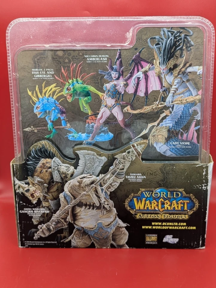 Figura de acción DC Direct World of Warcraft Tuskaar Tavru Akua 2009 nueva sellada  Foto 3 de 4