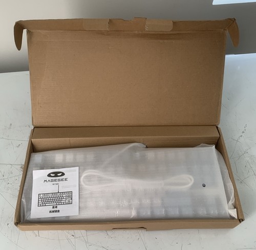 Mechanical Gaming Keyboard Blue & White Keycaps USB wired MageGee 75% NIB - Picture 14 of 24