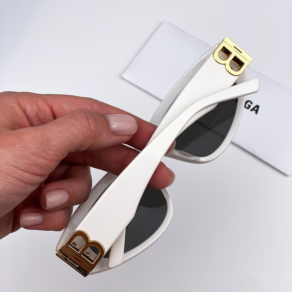 Balenciaga BB0095S 012 Sunglasses White Gold Logo Grey Cat Eye Unisex Balenciaga Men Sunglasses White Gold Logo Grey Cat Eye  main image 4