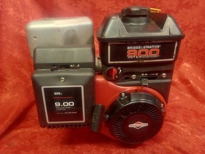 Briggs And Stratton 900 Intek Series 6 1/2 HP Horizontal OHV Engine Runs Good 