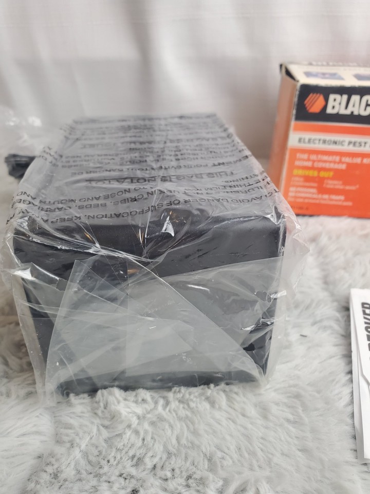 Black & Decker EP-1100A2 Heavy Duty Ultrasonic Pest Mice Repeller NEW ...