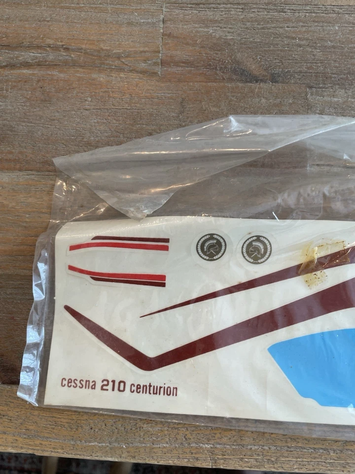 Vintage 1977 Cox .049 Cessna 210 Centurion 36” Wingspan Molded Foam RC Plane - Image 2 of 4