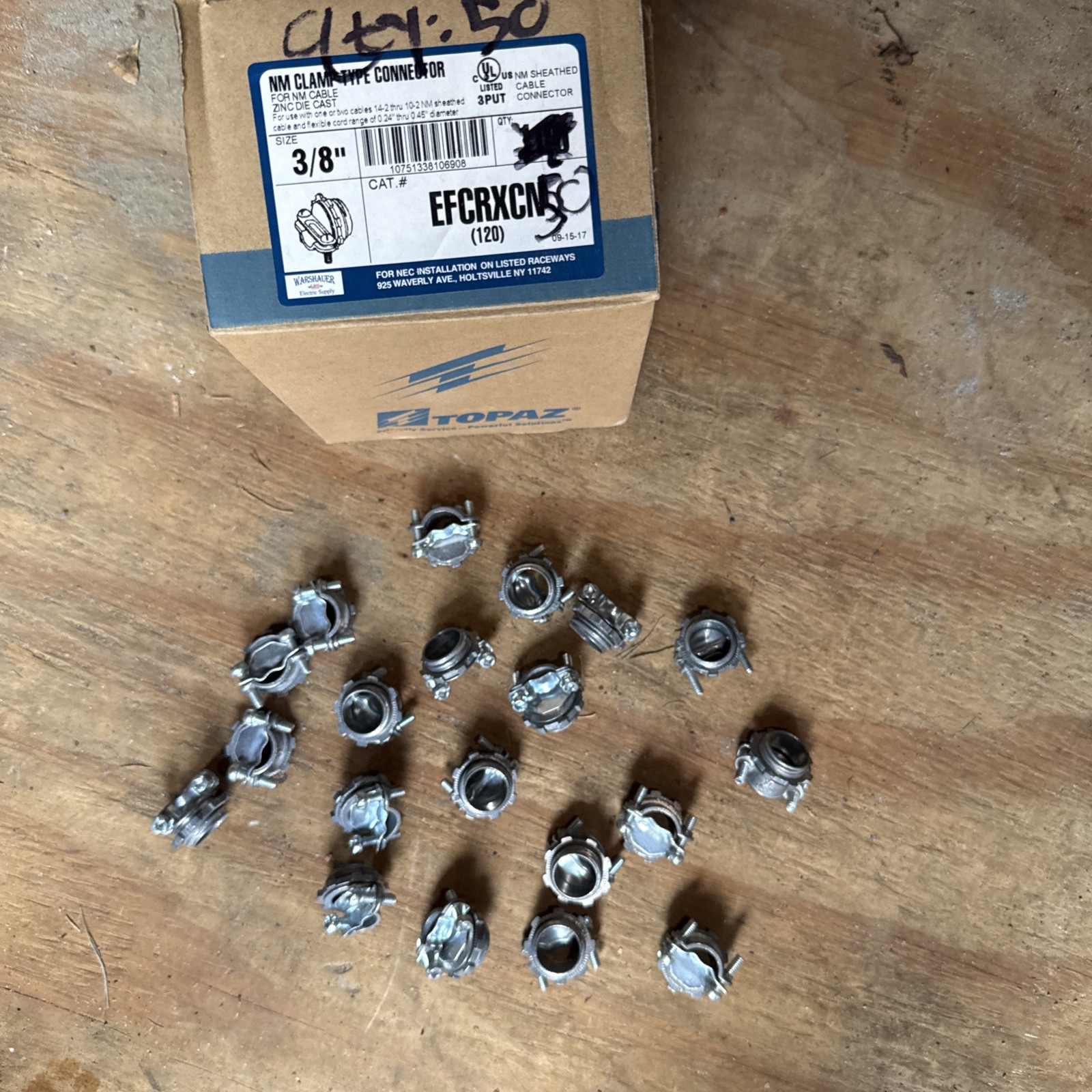 20-PK 3/8 in NM Sheathed Twin-Screw Cable Clamp Connector Type E-270