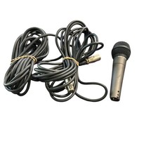 CAD D189 Supercardioid Dynamic Microphone 7.25" x 2"  2 20 ft XLR Cables
