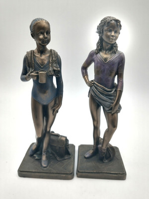 ''John Wu'' signiertes PAAR Ballettfiguren 7,5 cm groß bronziert bemalt gebraucht 