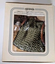 Vintage LAPGHAN WonderArt Creative Needlecrafts No. 3172-02 "Shell" Dark Greens