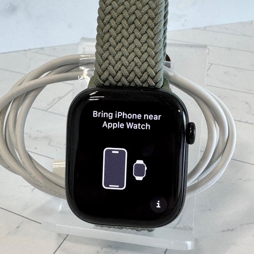Apple Watch Series 10 Smartwatch Black 46mm GPS #H700 - Photo 4 sur 8