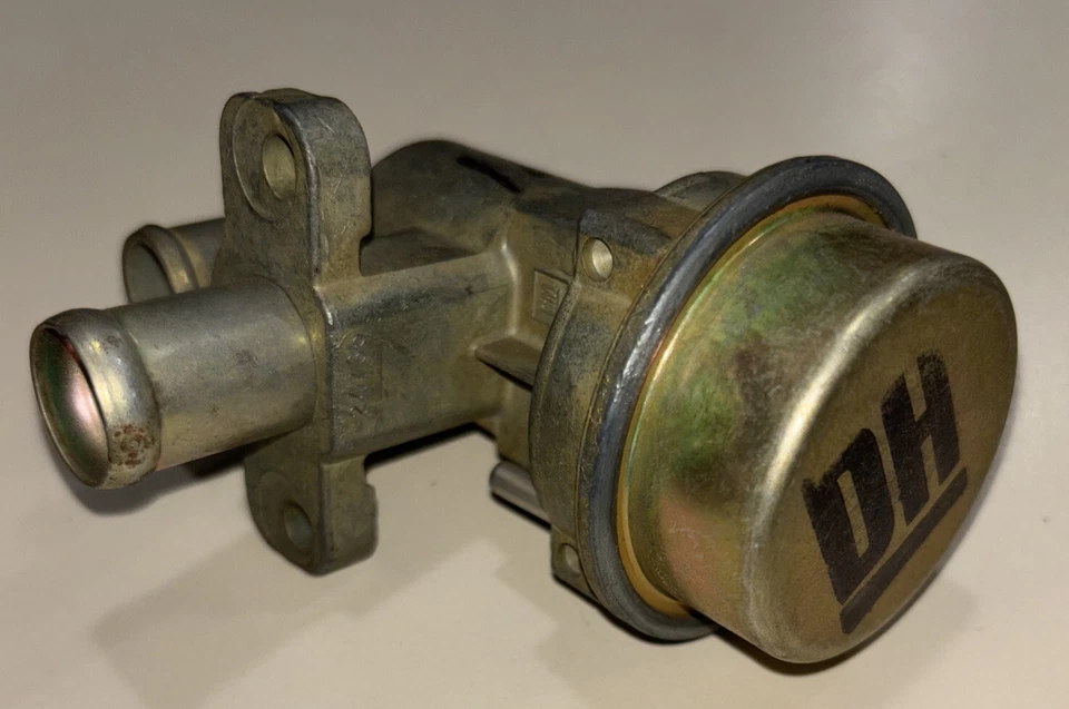 Nuevo de Lote Antiguo GM 1968 CAMARO Z28 BOMBA DE SMOG VÁLVULA DESVIADORA DH ESTAMPADO 7036449 Foto 2 de 4