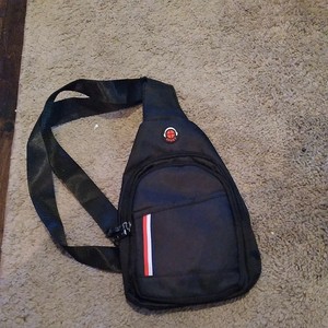 tommy hilfiger sling