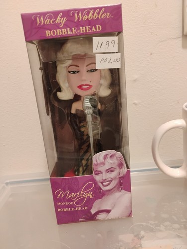 MARILYN MONROE 2008 FUNKO WACKY WOBBLE/Bobbl-Head *NIB* - 第 1/5 張圖片