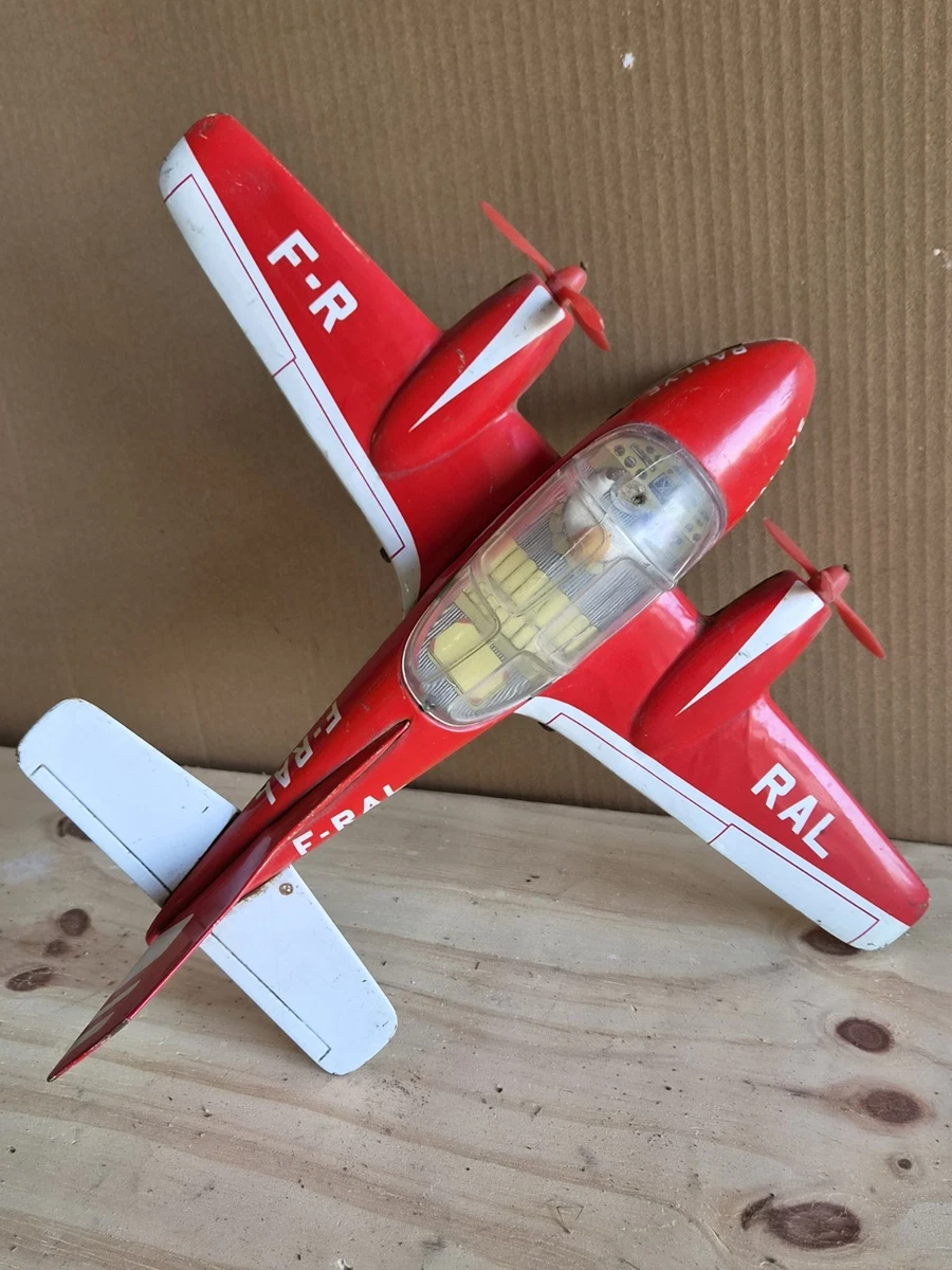 Avion En Tole A Friction Type Boeing Twa Jouet Ancien Bon Etat