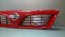 Calandre Nissan ALMERA