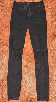 American Eagle Women s Black Dark Wash Skinny Slim Fit Stretch Distressed Jeans