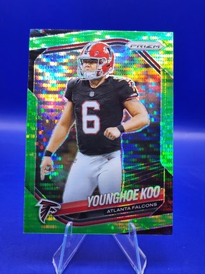 2025 Panini Prizm - Younghoe Koo #131 Neon Green Pulsar Prizm for