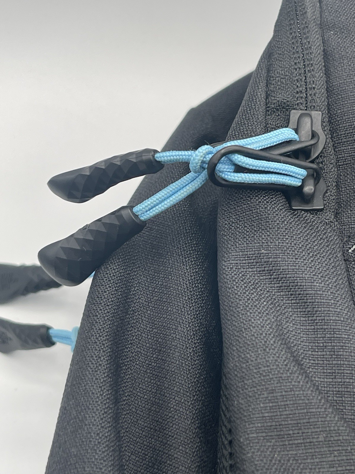 THE NORTH FACE Unisex ADULT Borealis Backpack, Black-Turquoise Cording