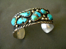ANGIE CHEAMA Native American Zuni Turquoise Cluster Sterling Silver Cuf Bracelet