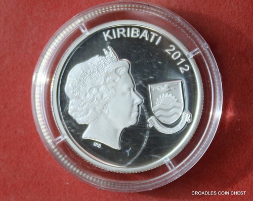 2012 WE WILL REMEMBER THEM $10 SILVER KIRIBATI PROOF WITH CERT #AB065 - Picture 4 of 8