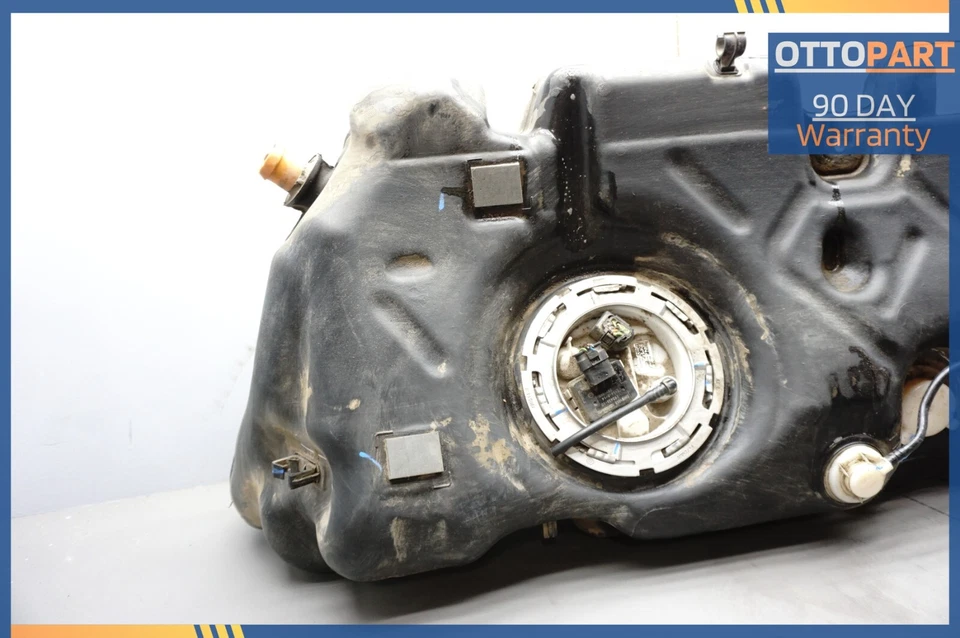 Depósito de tanque de gasolina Fiat 500X 2016-2018 OEM 7300405-12 Foto 2 de 4