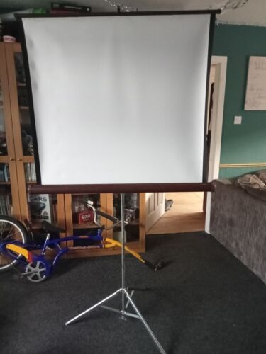 Photax Vintage Portable Projector Screen & Stand