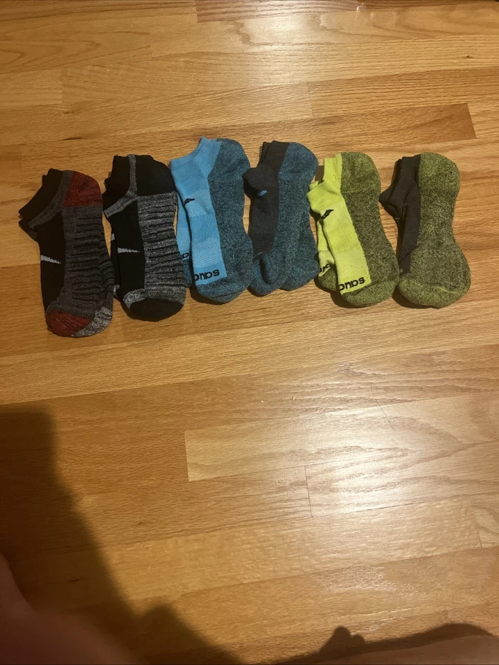 Calcetines SAUCONY Para Hombre No Show - Zapato Talla 9-12 - 6 Pares  Foto 2 de 4