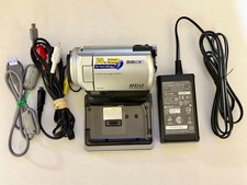 Sony Handycam DCR-SR40 30GB HDD Carl Zeiss 20x Zoom NightShot Plus 8
