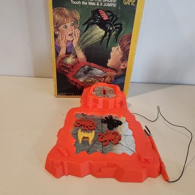 Ideal 1980 Beware the Spider Game With Box  Incomplete